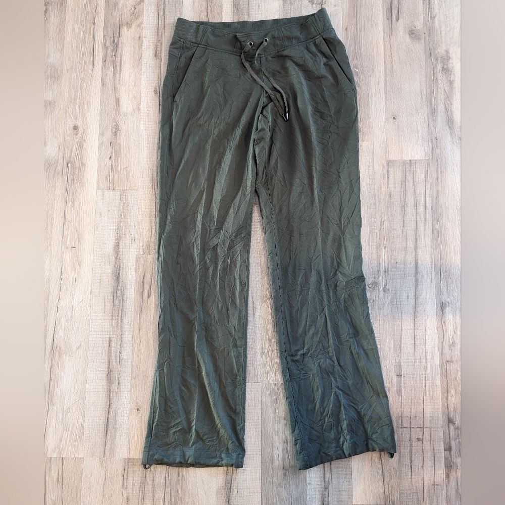 Athelta Green Wide Leg Active Pant, Size 2